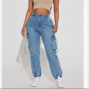 NWT Fashion Nova Cargo Denim Joggers- Medium